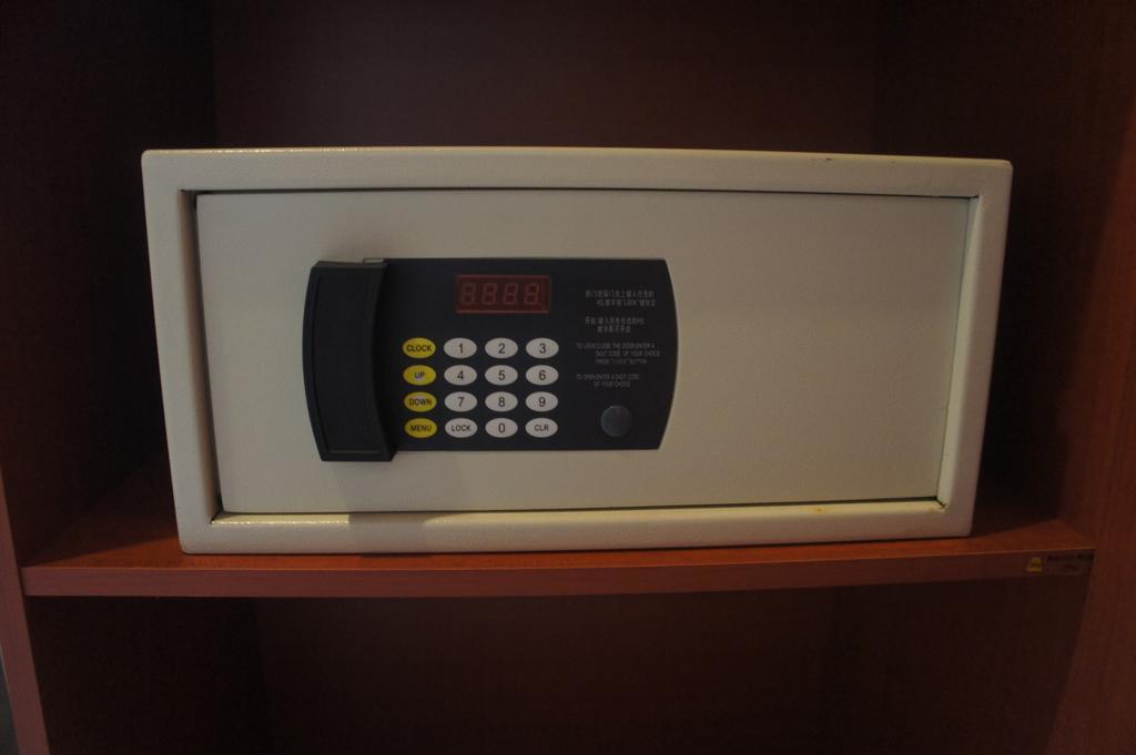 אונה ואטונה Sam'S Guest House חדר תמונה