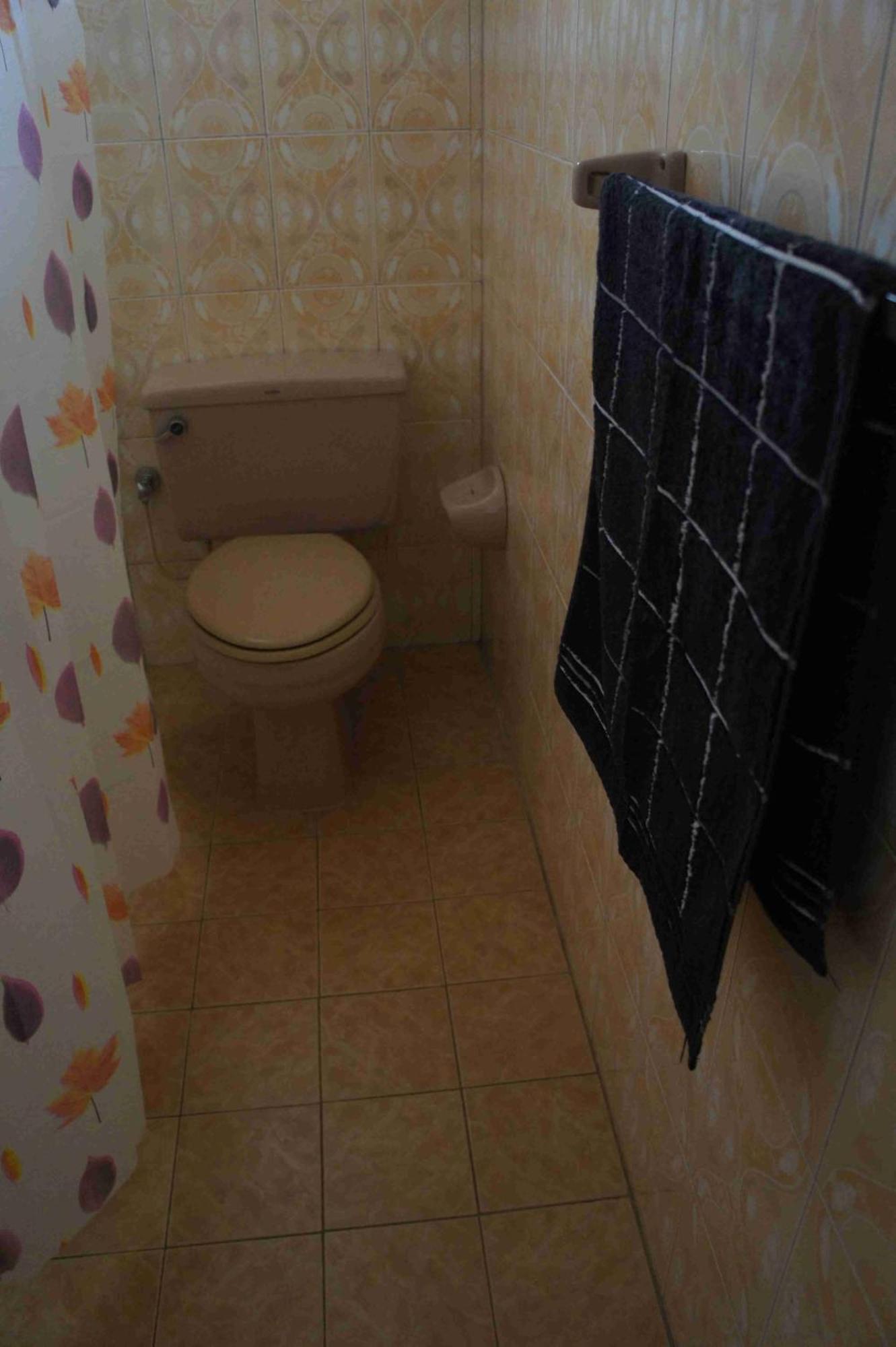 אונה ואטונה Sam'S Guest House חדר תמונה