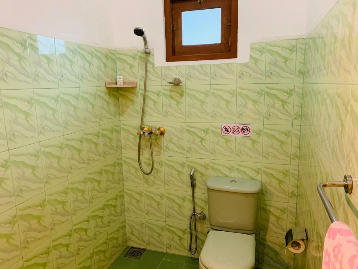 אונה ואטונה Sam'S Guest House מראה חיצוני תמונה