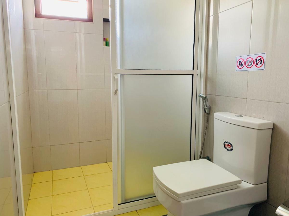 אונה ואטונה Sam'S Guest House מראה חיצוני תמונה