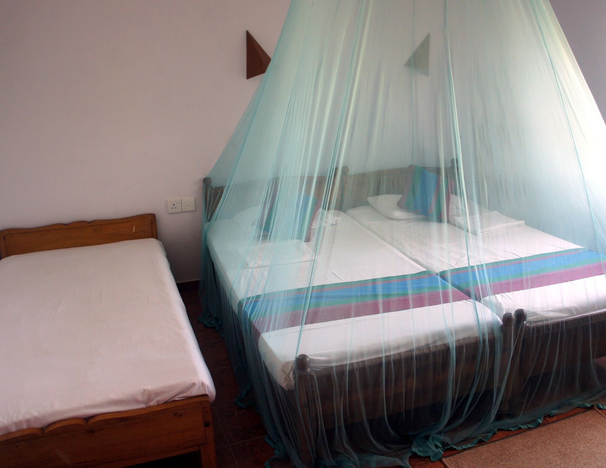 אונה ואטונה Sam'S Guest House מראה חיצוני תמונה
